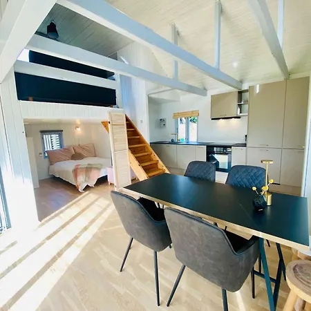 Tatil Evi Cozy, Small In Hasmark *